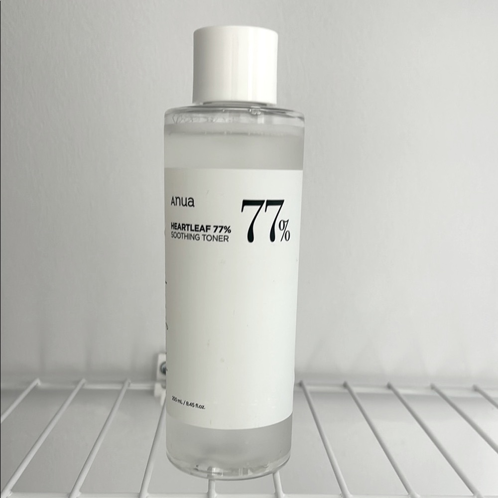 Heartleaf 77% Soothing Toner - White